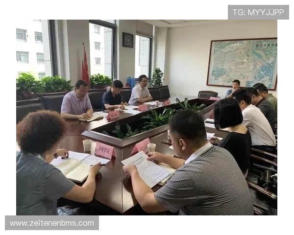 开云集团执委会成员的详细介绍与职责解析，助你全面了解集团高层管理团队
